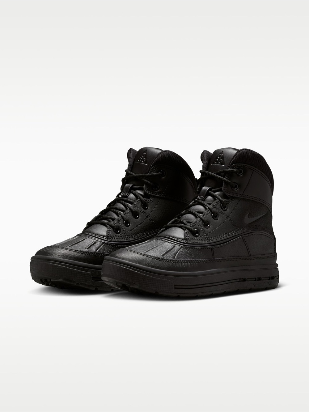 EUC Nike ACG Woodside II Triple Black Hiking/Casual Leather Nylon Boots Size 2Y